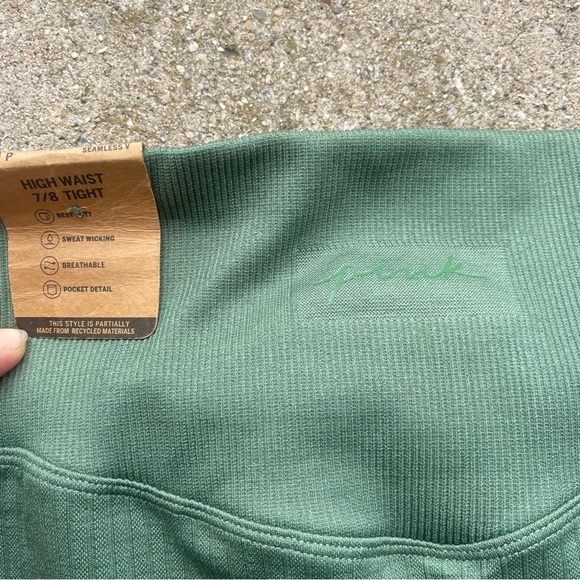 New PINK Active Seamless High Waist 7/8 Tight Size Small - Picture 6 of 6